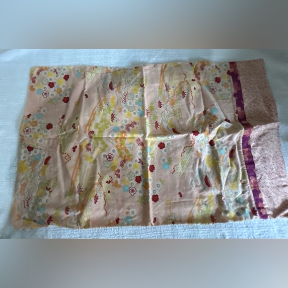 Other - Vintage Floral Patterned Fabric pillowcase